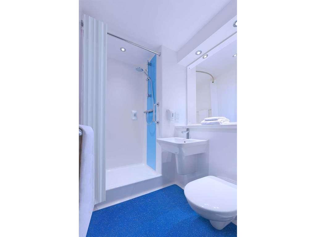 Travelodge Kettering Room photo